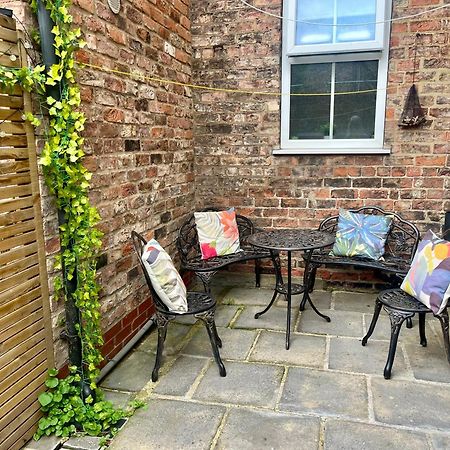 Bootham Apartment 32 - Free Parking - Five Minute Walk To York Minster Buitenkant foto
